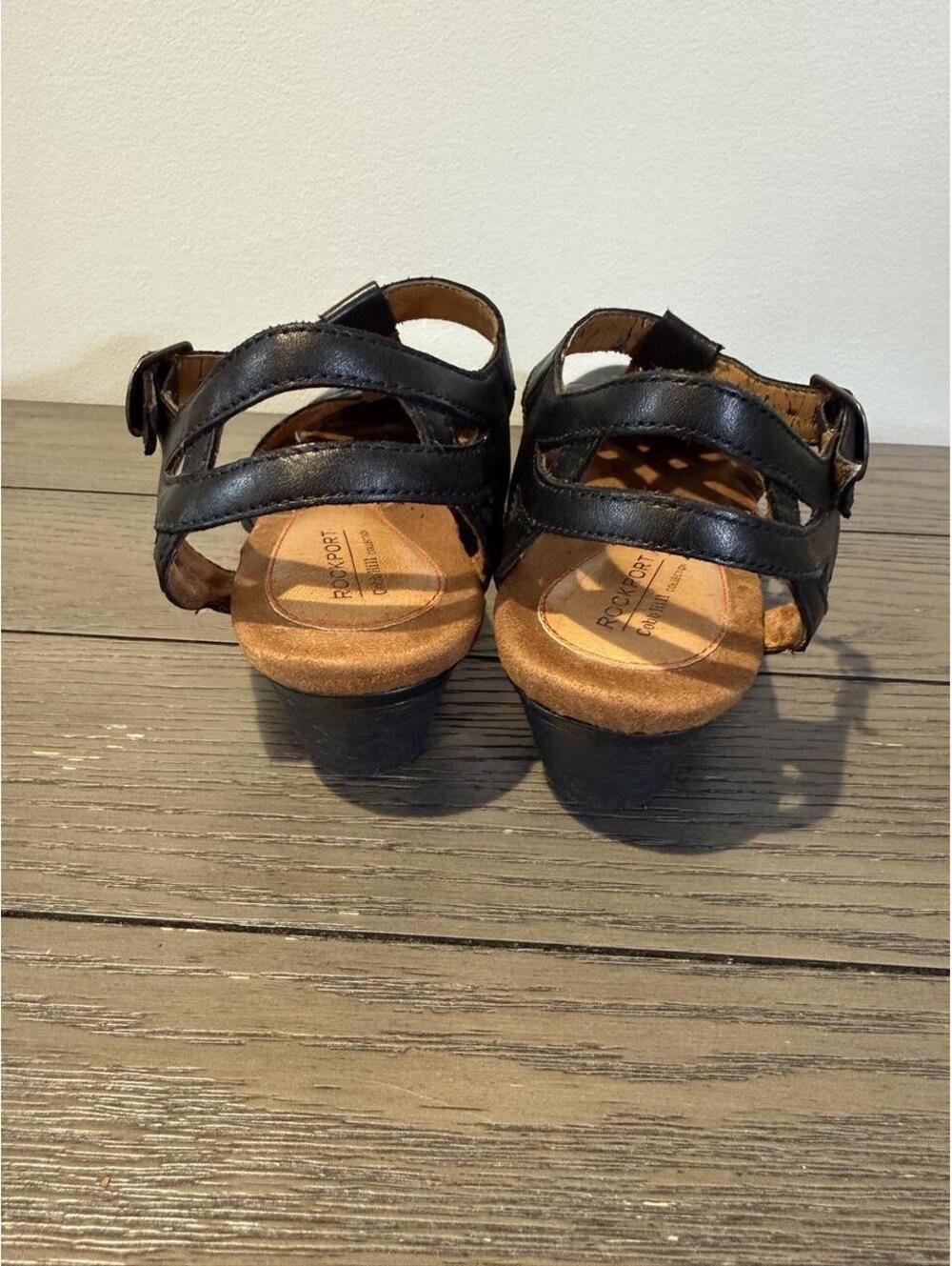Cobb Hill Women's Black and Grey Sandal - Picture 3 of 7